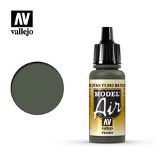 Vallejo Model Air Nato Green FS34094 acrylic paint bottle with color swatch for scale modeling and miniatures.